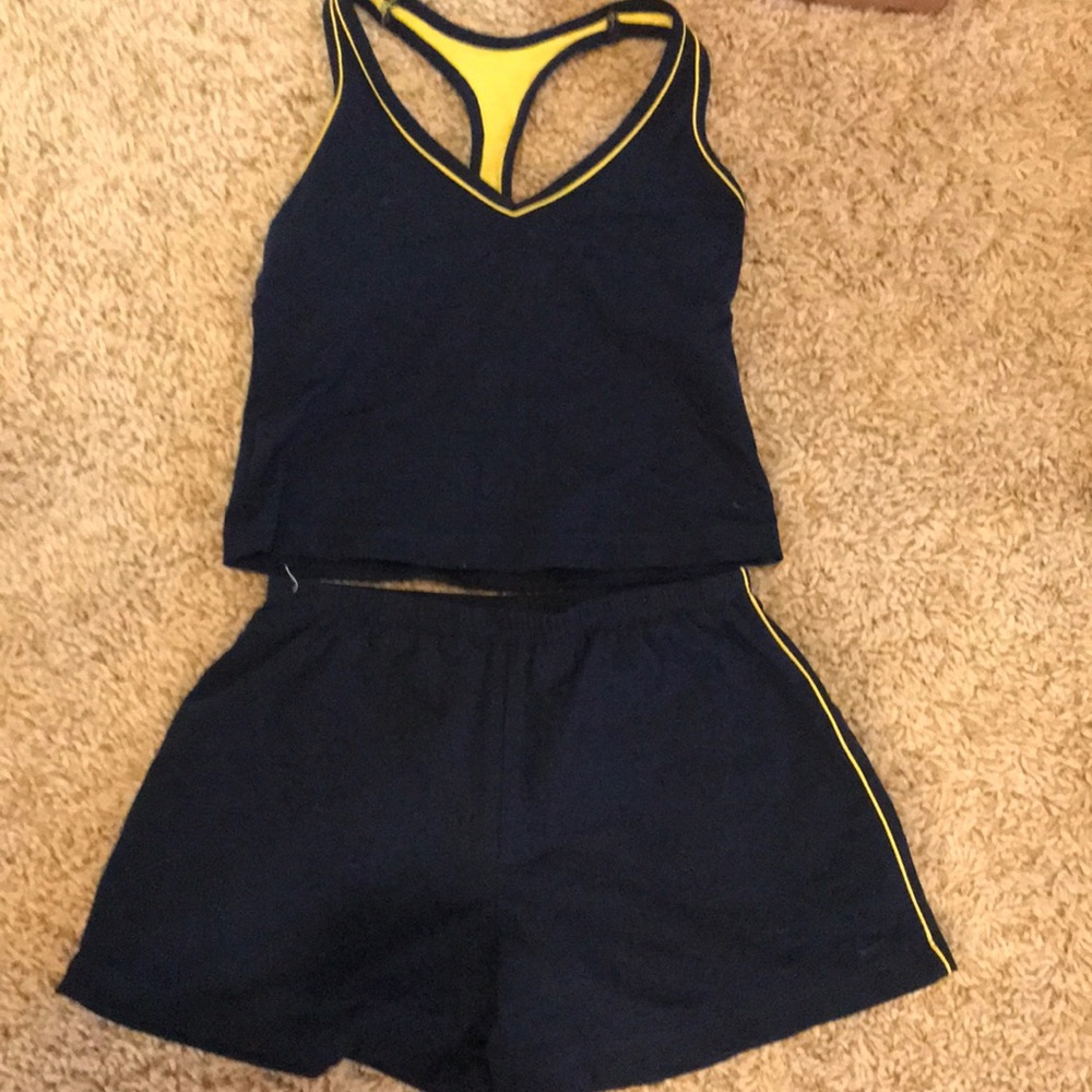 Women’s Nike athletic set